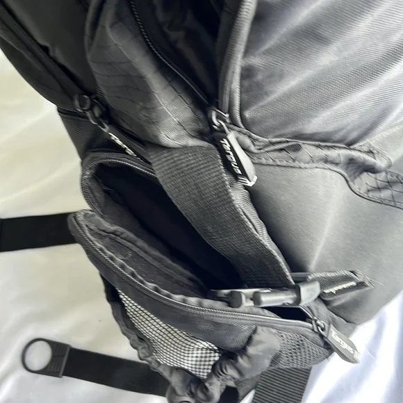 Targus Backpack Briefcase - Picture 13 of 13